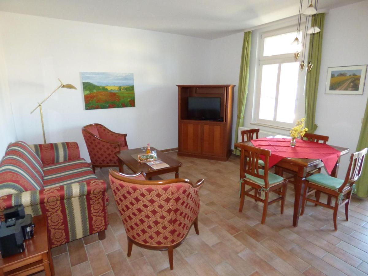 Villa-Loni-Ferienwohnung-7 Зеллин Экстерьер фото